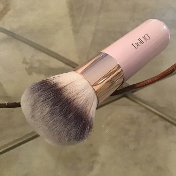 Doll 10 Jumbo Kabuki Brush No. 9 - Brand New! - Picture 3 of 8